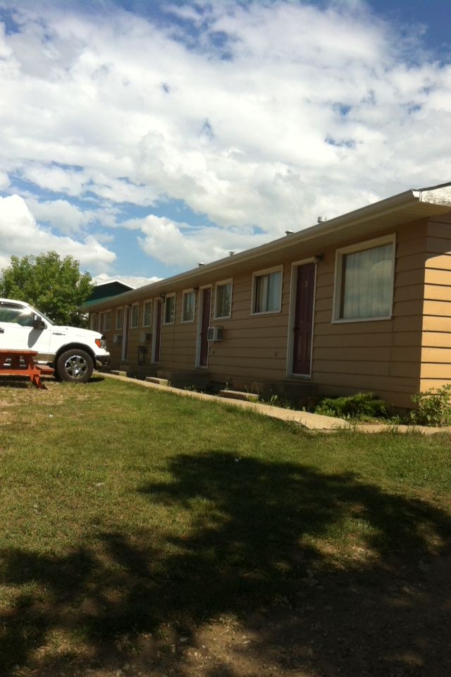 Hardisty Motel Exterior photo